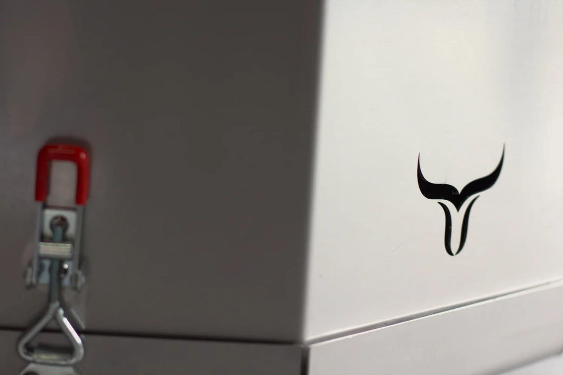 Close-up of American made 304 stainless steel welds on AEGON smoker.