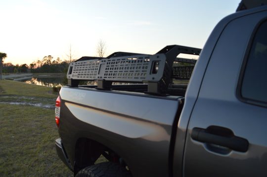 Lightweight and corrosion-resistant aluminum bed rack, weighing only 58-75 lbs for fuel efficiency.
