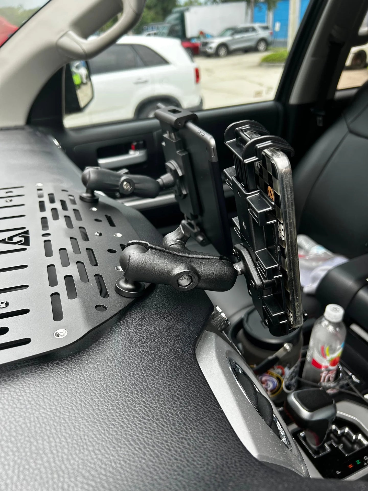 Toyota Tundra dashboard accessory mount compatible with RAM ball components for phones, GPS, and radio navigation.